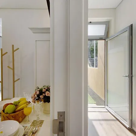 Village 8 * Porto
